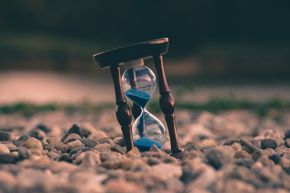 Time Management aron-322314-unsplash.jpg